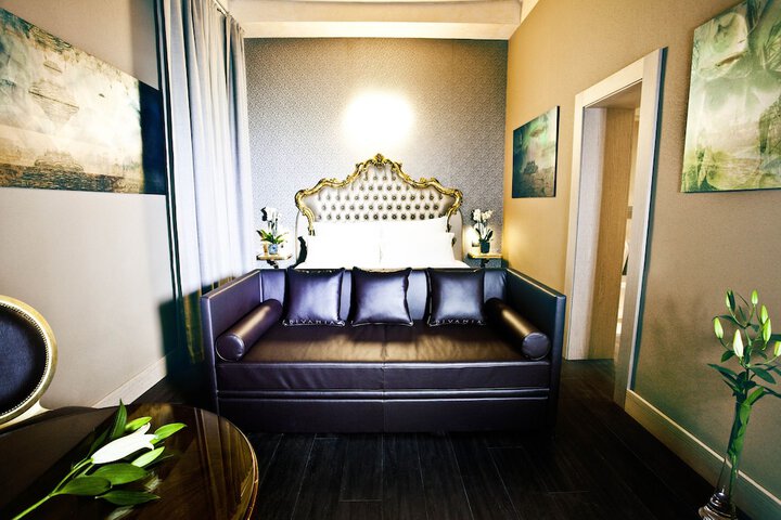 Room 35 of 117