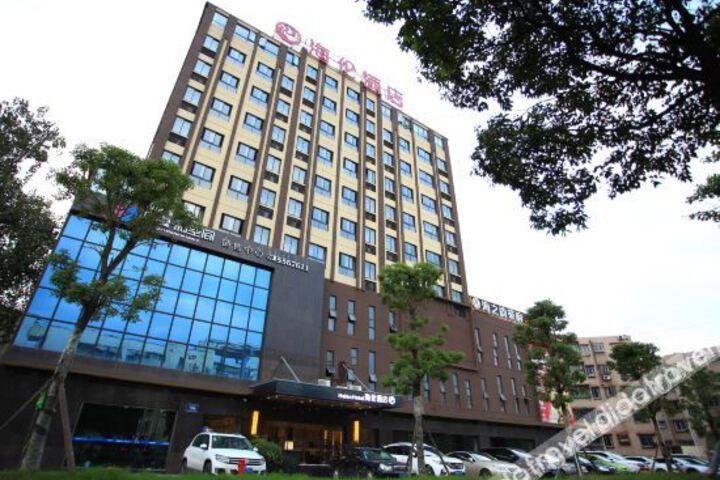 Hotel 19 of 56