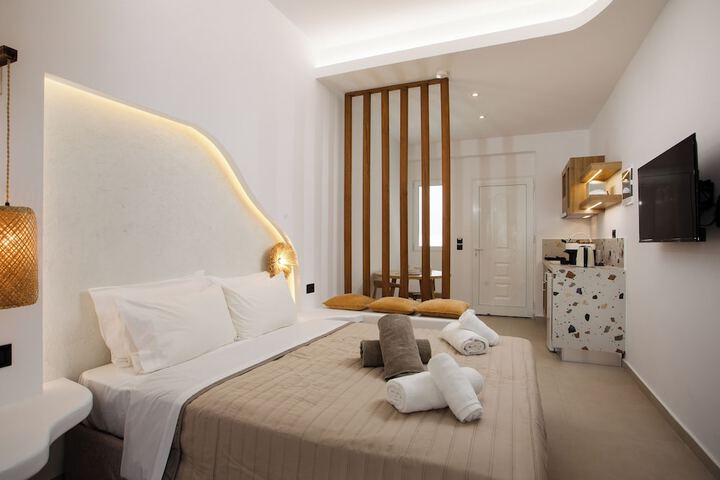 Room 34 of 82