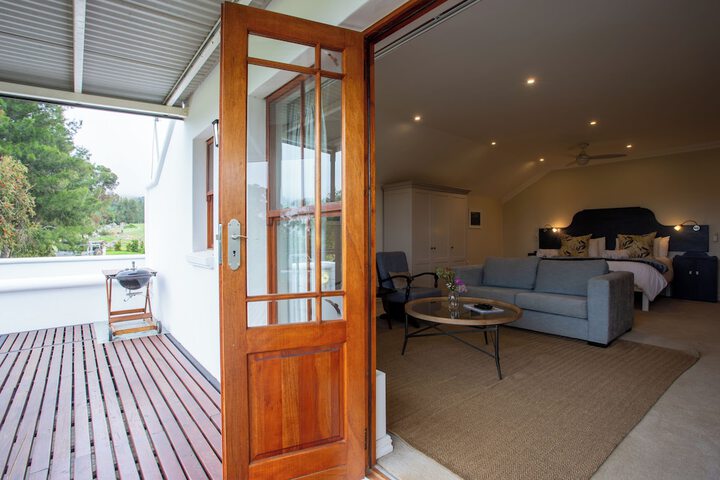 Room 35 of 128