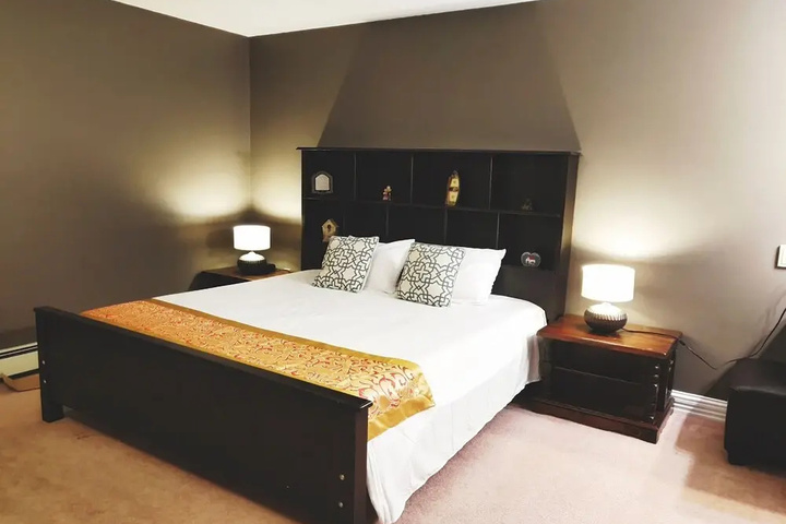 Room 4 of 21