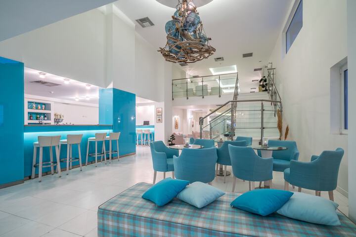 Lobby Photos
