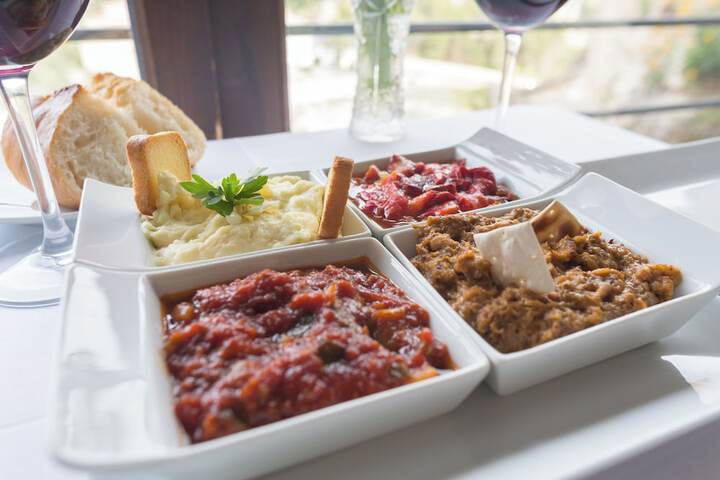 Dining Photos