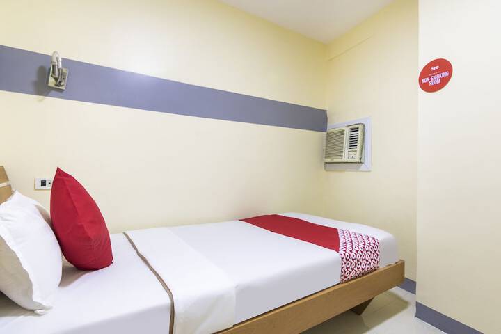Room 17 of 31