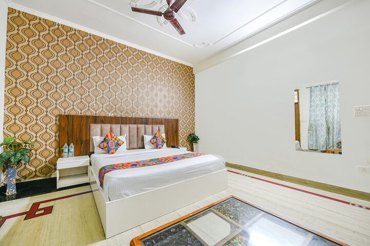 Room 6 of 21