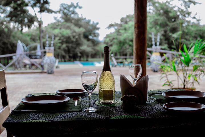 Dining 11 of 54