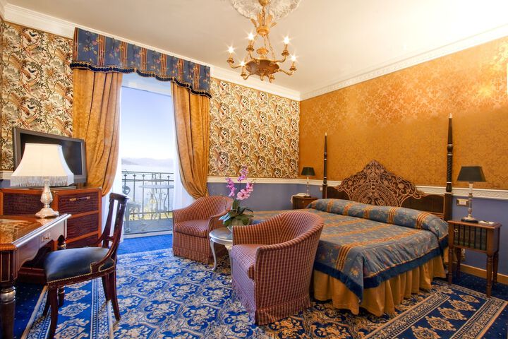 Room 5 of 60