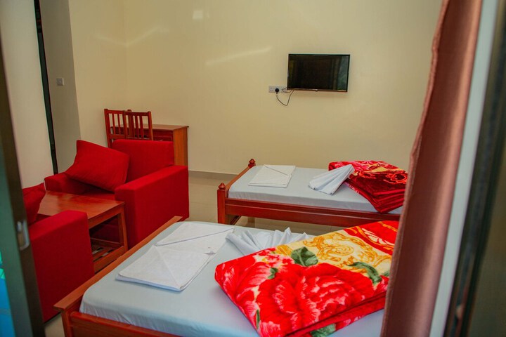 Room 19 of 48