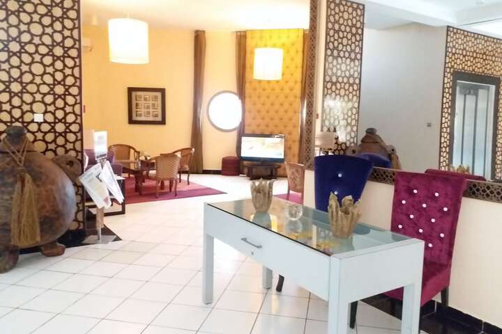 Hotel Interior 4 of 100