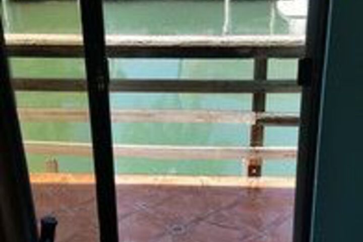 Room 7 of 13
