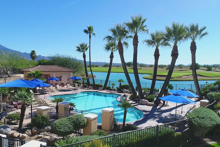 Wyndham Green Valley Canoa Ranch Resort