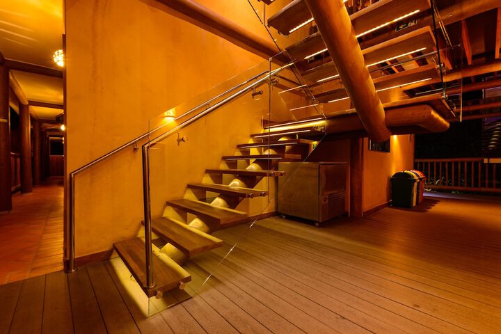 Hotel Interior 170 of 252
