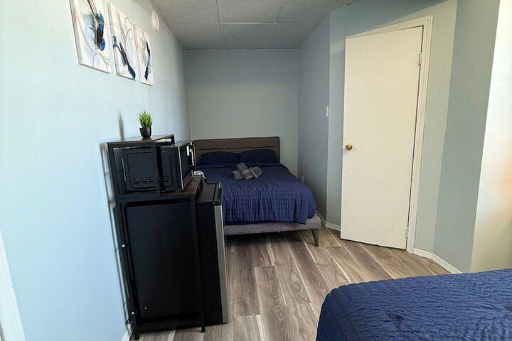 Room 6 of 36