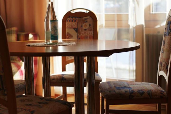 Dining 47 of 65