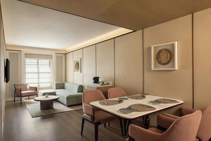 Room 20 of 69