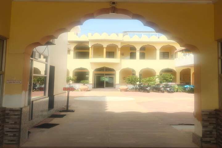 Property Grounds 19 of 25