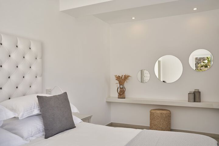 Room 10 of 110