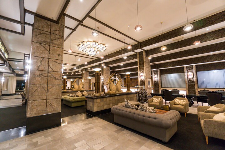 Hotel Lobby