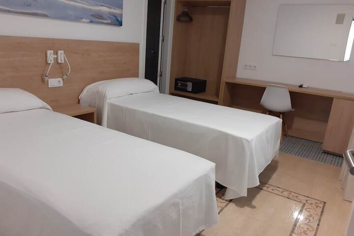 Room 6 of 41