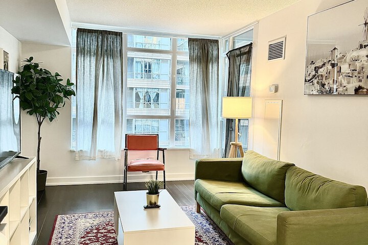 Room 15 of 37