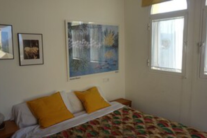 Room 15 of 17