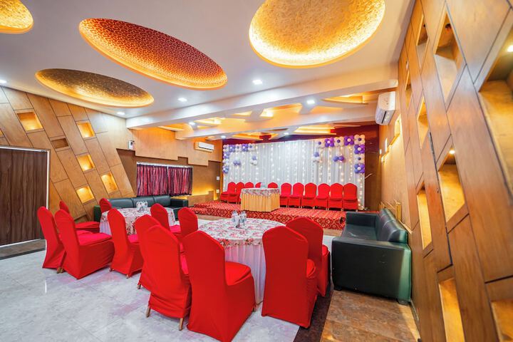 Ballroom/Hall 44 of 53