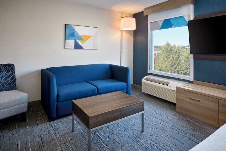 Room 16 of 47
