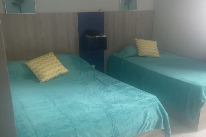 Room 4 of 13