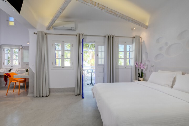 Room 8 of 64