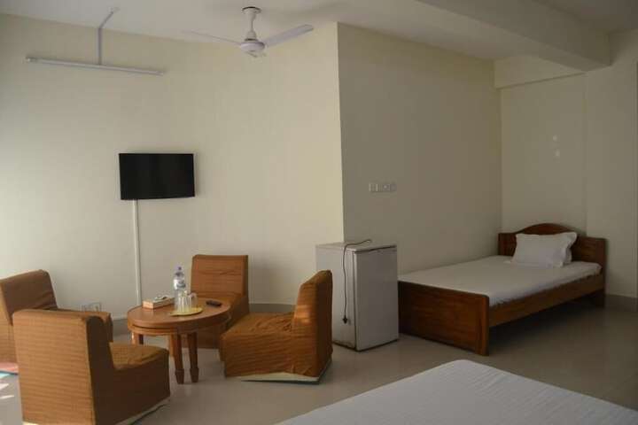 Room 3 of 35