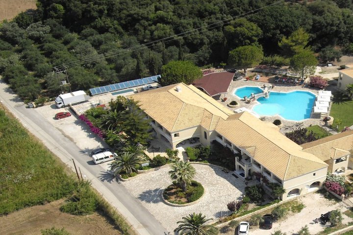 Karavostasi Beach Hotel