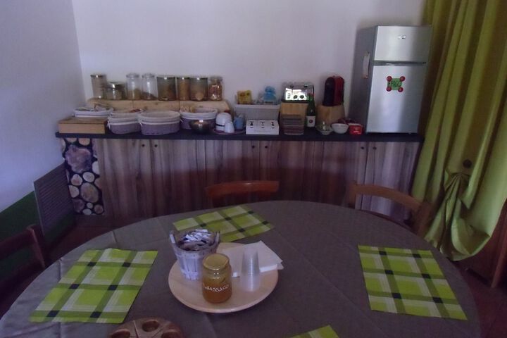 Breakfast/Coffee Service 20 of 25