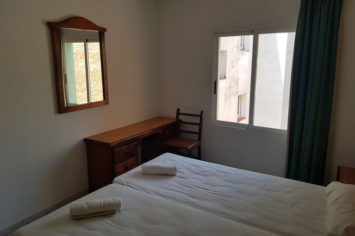 Room 7 of 49