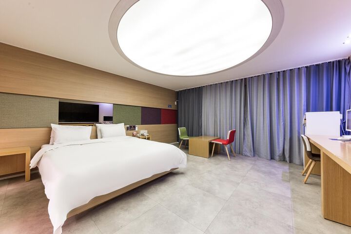 Room 75 of 120
