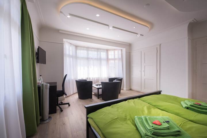 Room 16 of 61