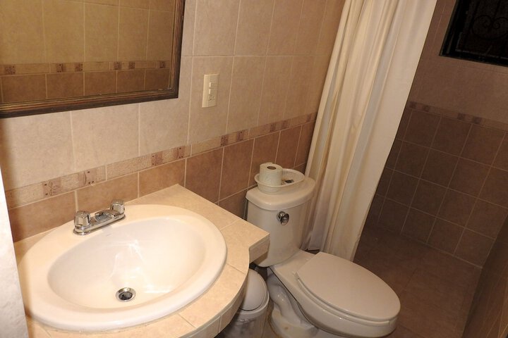 Room 14 of 40