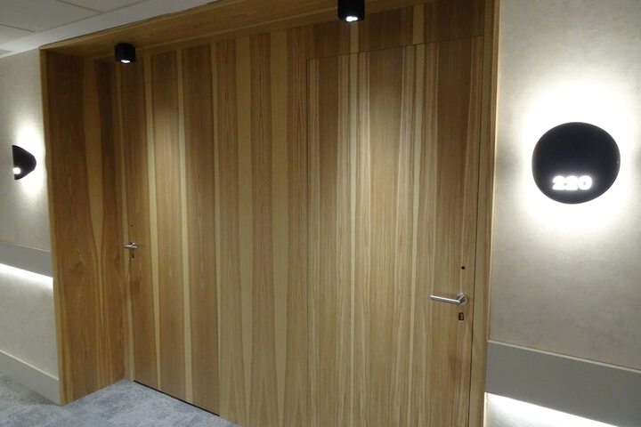 Ballroom/Hall 47 of 55