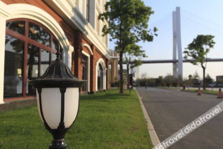 yihotel (Shanghai Lujiazui Riverside Center Expo Park Branch)