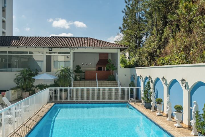 Hotel with Pool