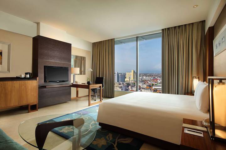 Room 10 of 74