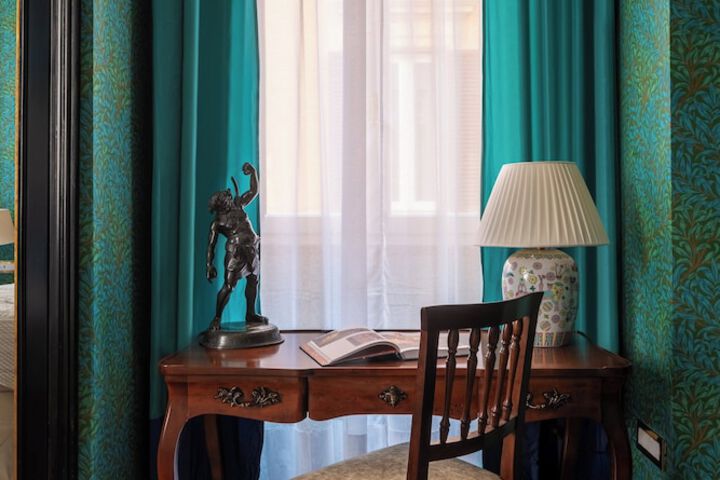 Room 46 of 179