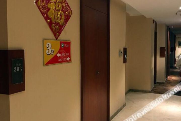 Hotel Interior 16 of 24
