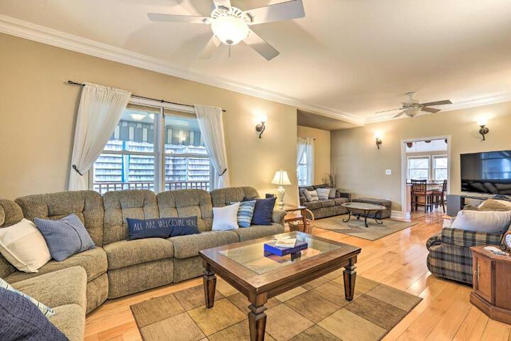 Beautiful Spacious Beach Home Private Deck &  Grill, with Beach Badges in Point Pleasant Beach, NJ