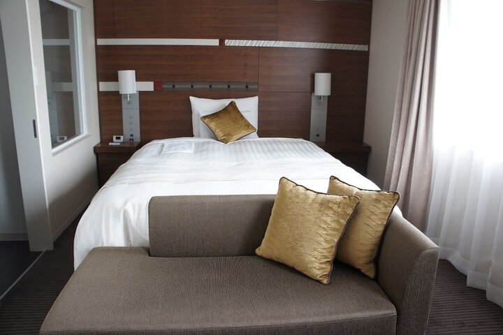 Room 16 of 52