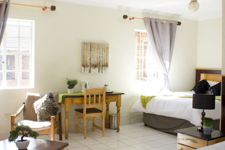 Room 12 of 44