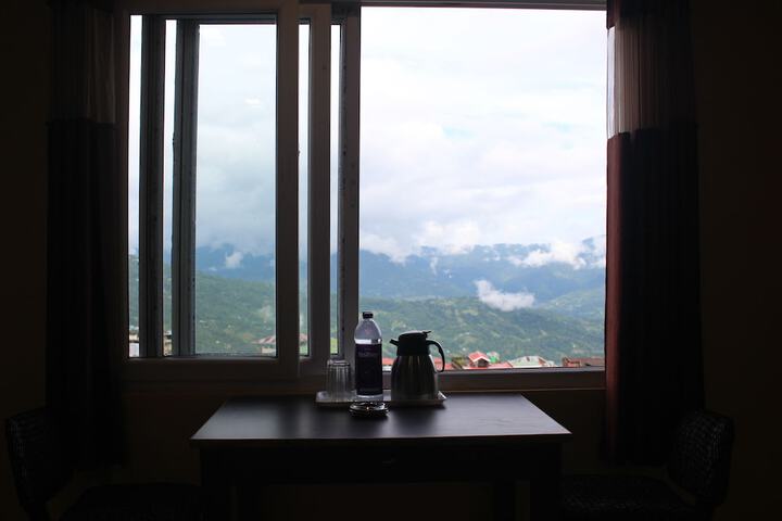 Room 27 of 39