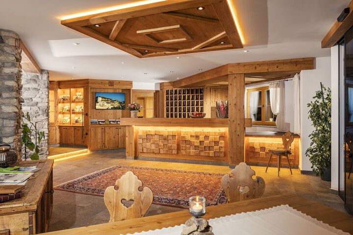 Hotel Interior 2 of 55