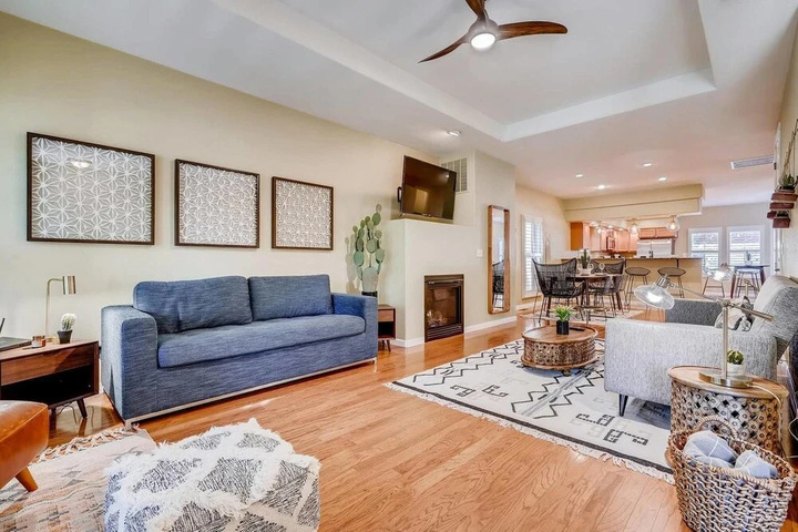 Photo of Five Points Firefly 5 BD Luxury Home in Denver!