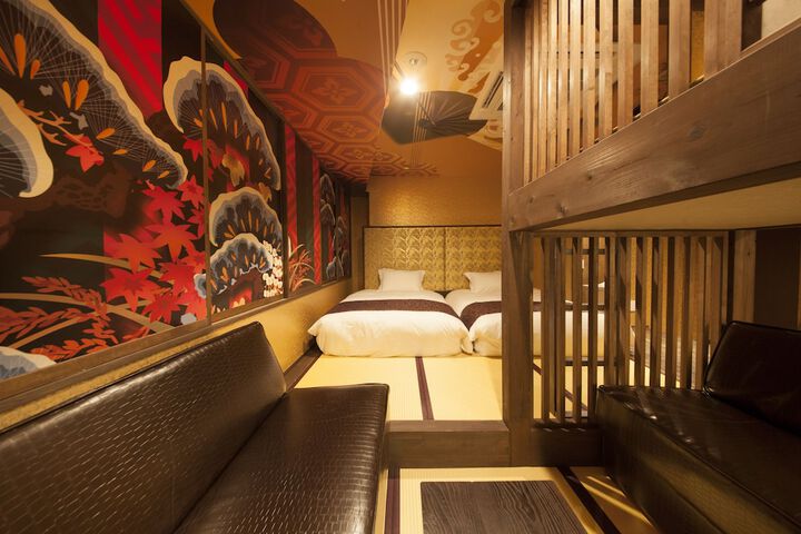 Room 15 of 74