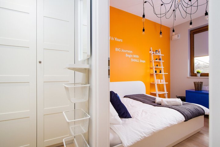 Room 19 of 62